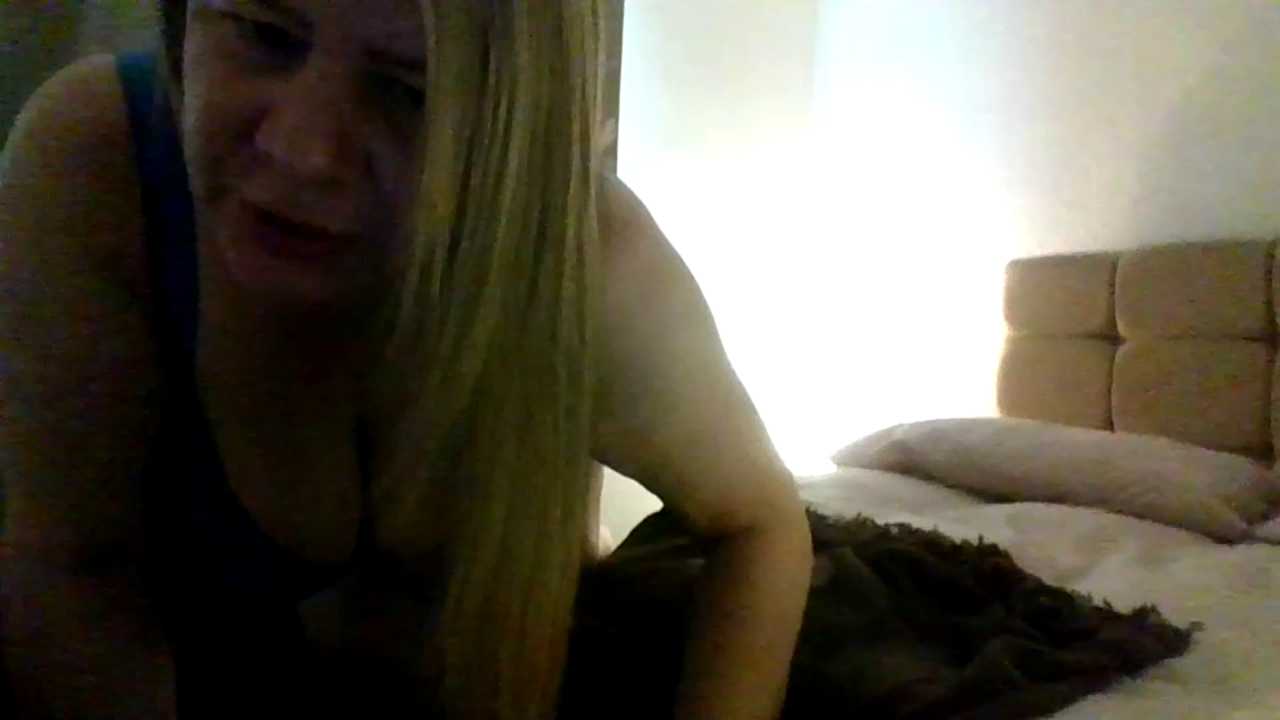 pinkylou cam recording