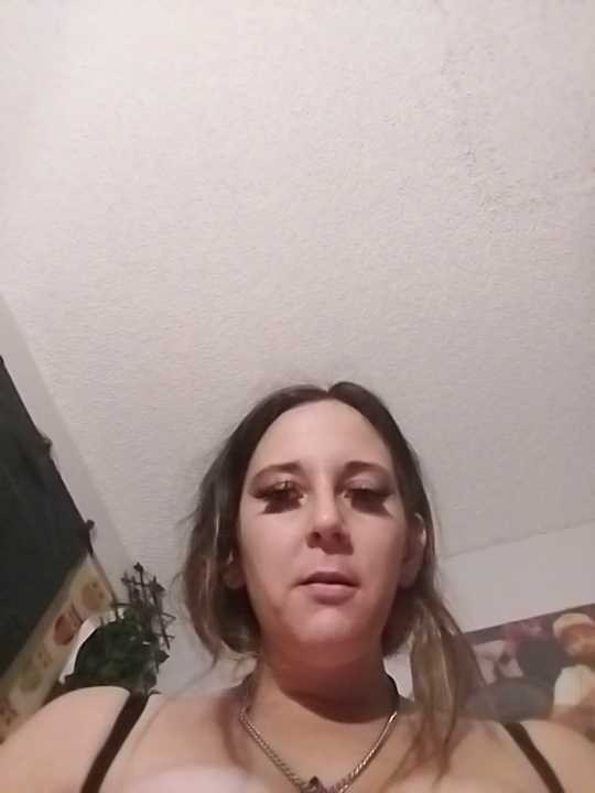 prettyalizae Stripchat recording – Oct 25, 2026