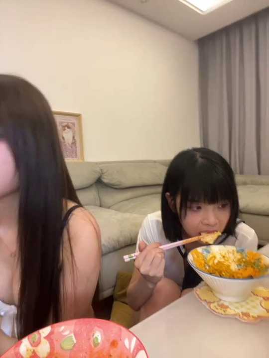 qiqi_x cam recording