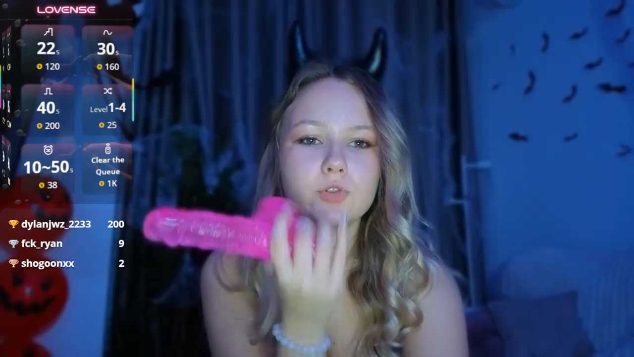 queenneee Stripchat recording – Oct 24, 2026