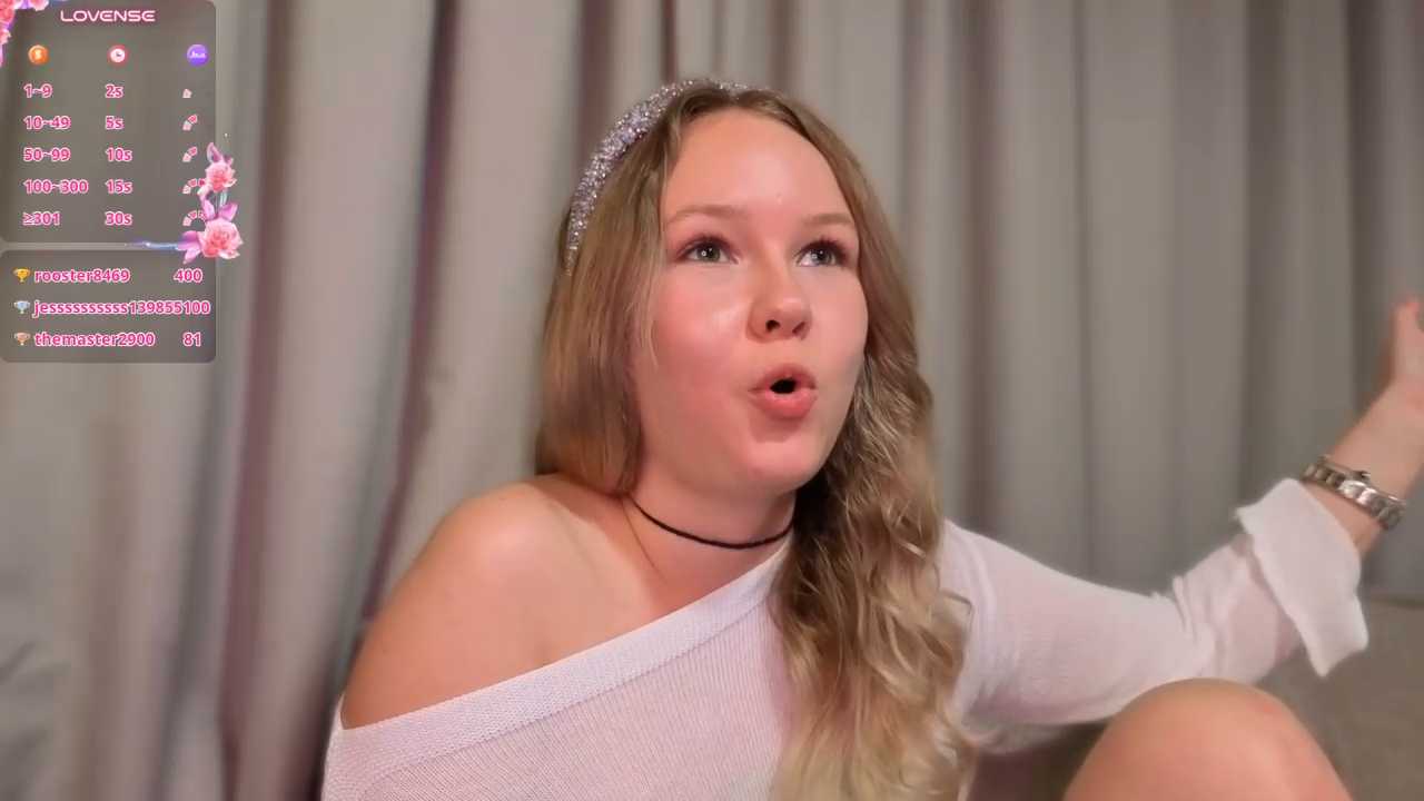queenneee Stripchat recording – Oct 27, 2026