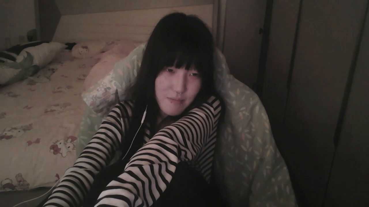 rinaloaz Stripchat recording – Oct 26, 2026