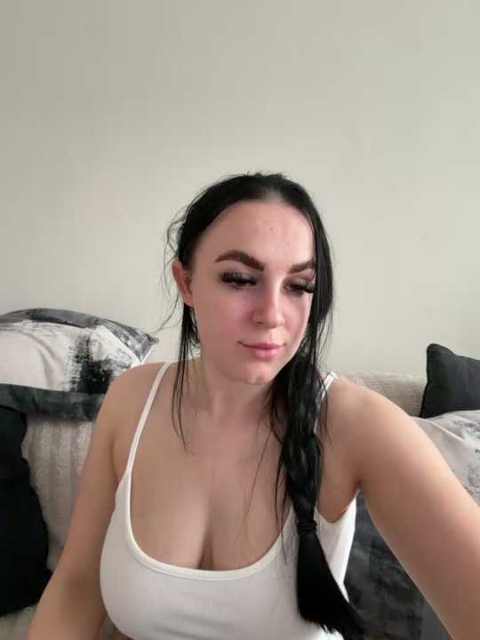 riri_bstvx Stripchat recording – Oct 23, 2026