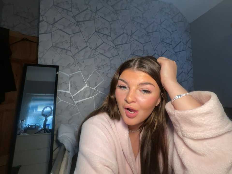 rosie-hipstergal Stripchat recording – Oct 20, 2026