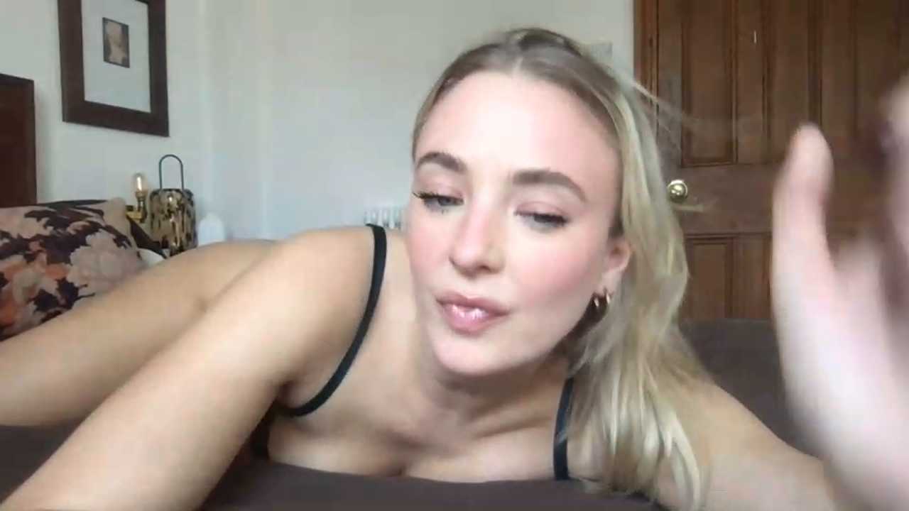 rosiegirl33 cam recording