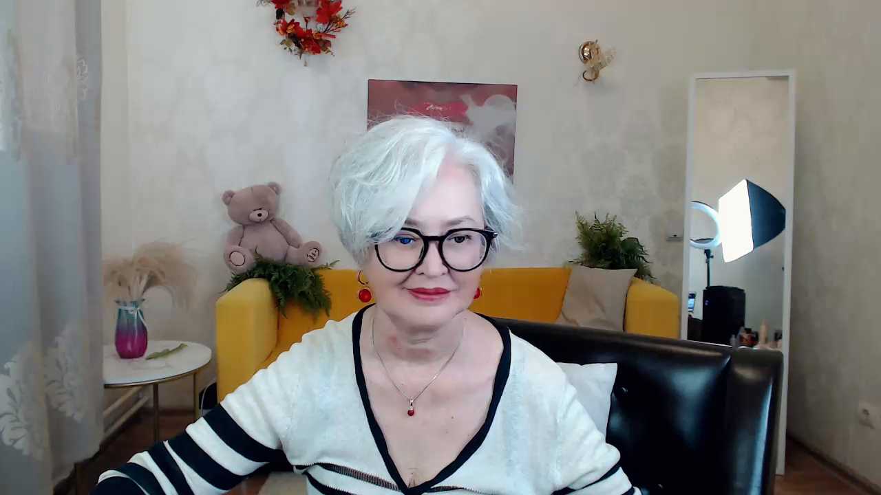 roxxXxie_ Stripchat recording – Oct 24, 2026