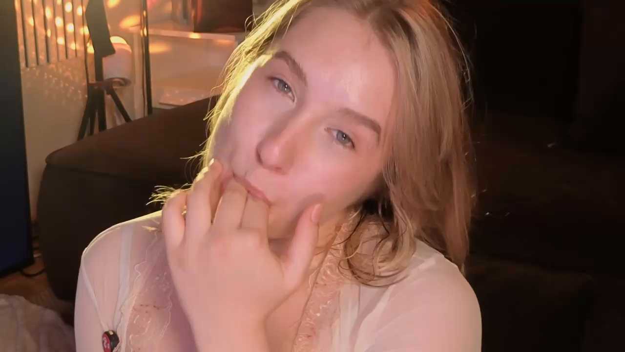 saint_trisha cam recording