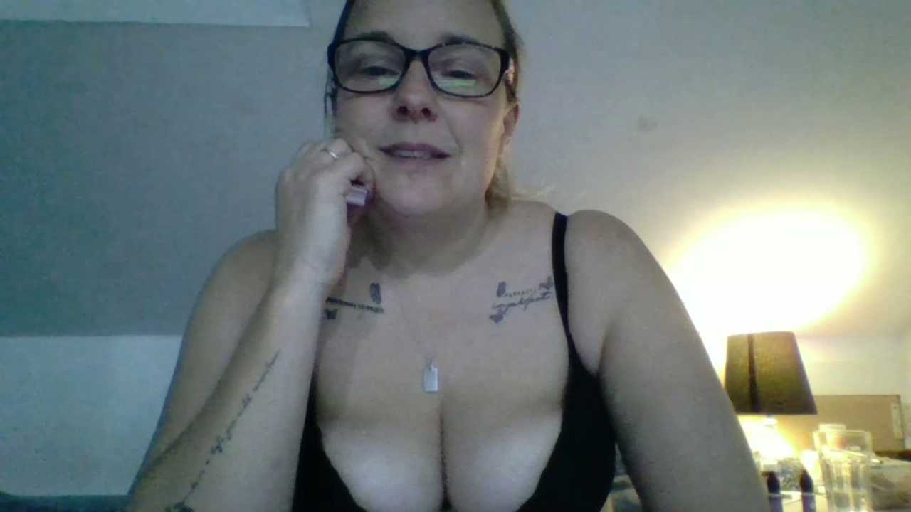 scrummymummy2 Stripchat recording – Oct 23, 2026