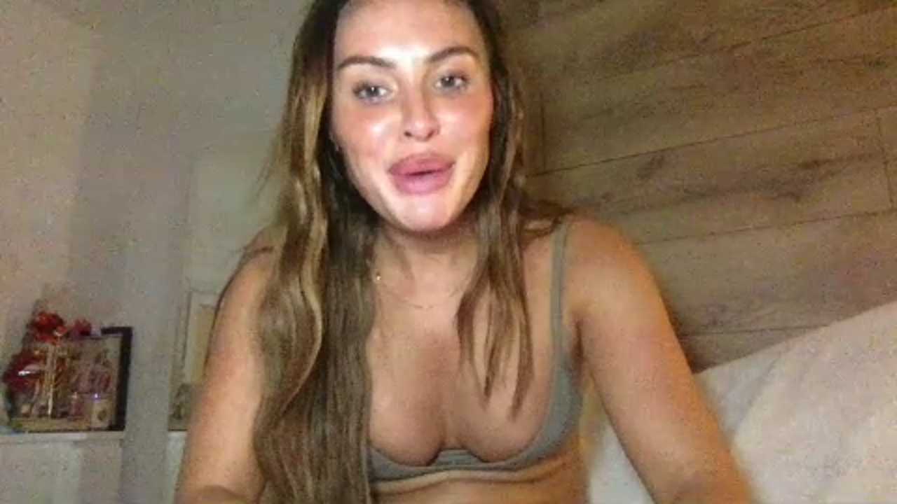 selena_xxx