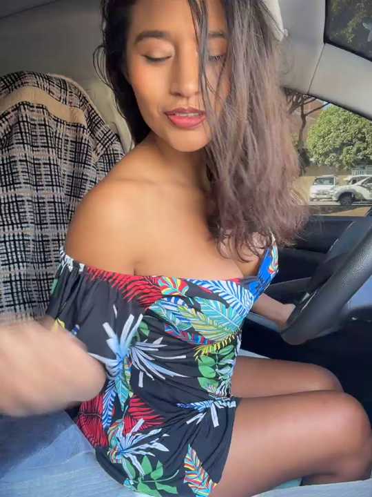 sexi_noemi