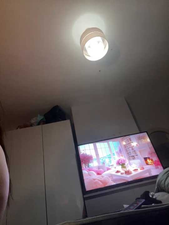 sexyBrunettex1 cam recording
