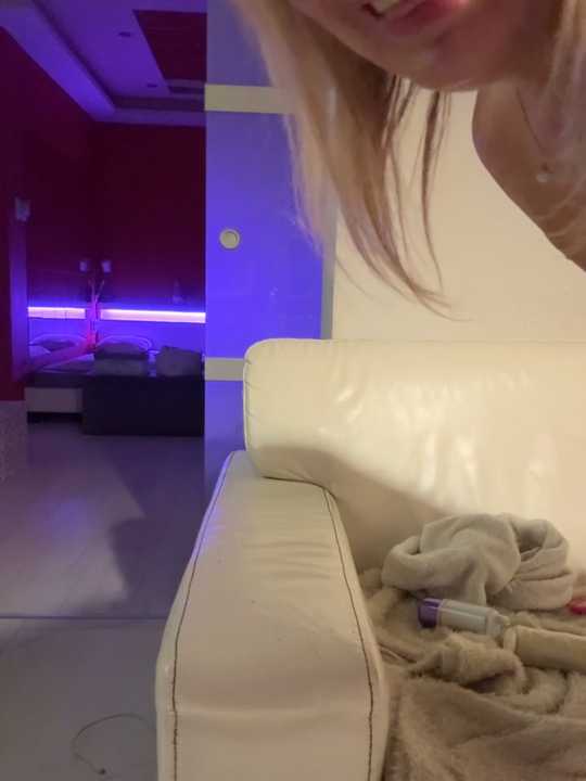 sissytrainz Stripchat recording – Oct 26, 2026