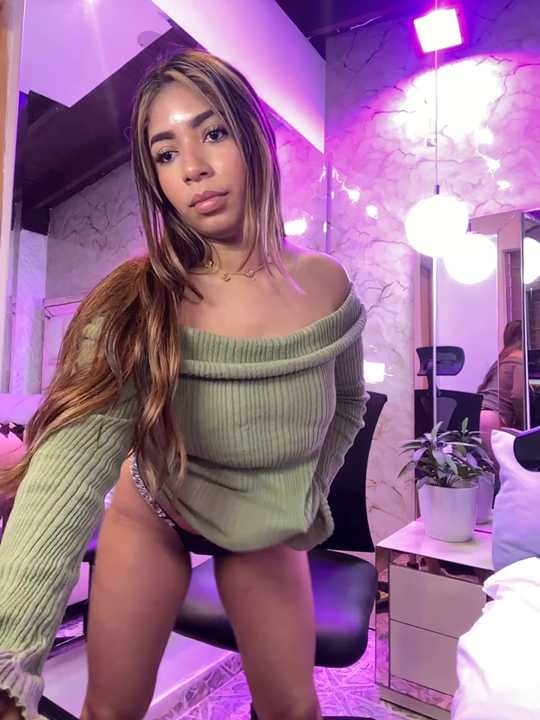 sofiaa_evanss_ cam recording