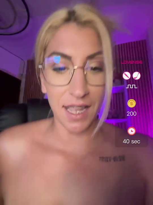 sofiah_ cam recording