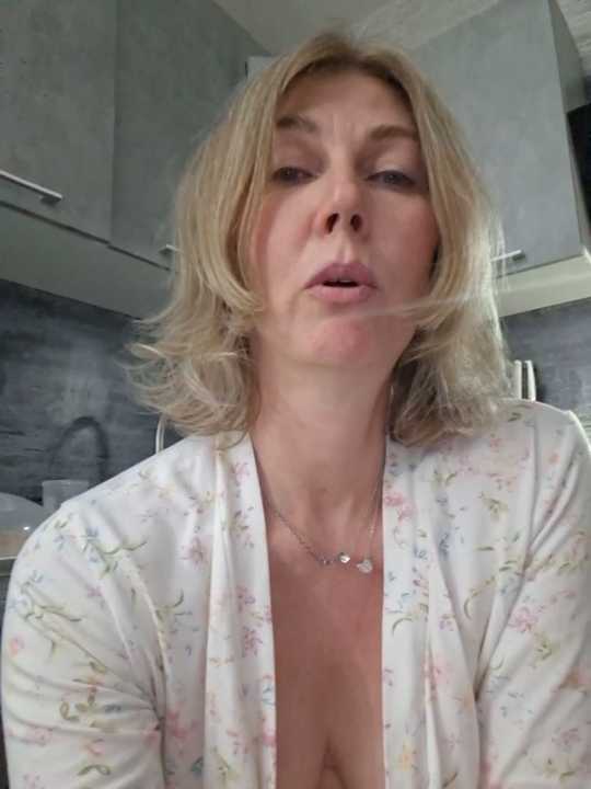 stellahere8