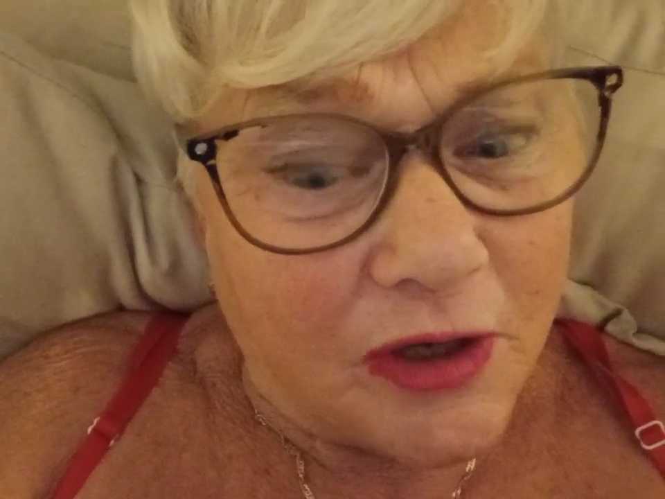 suesinner cam recording