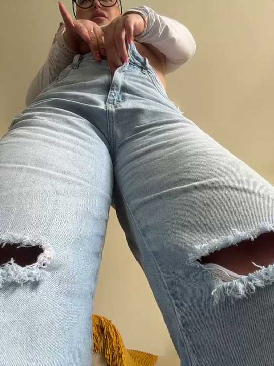 sukhakunis1 Stripchat recording – Oct 19, 2026