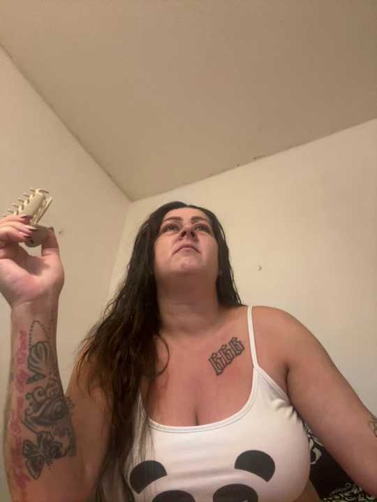 tattooed_milf Stripchat recording – Oct 18, 2026