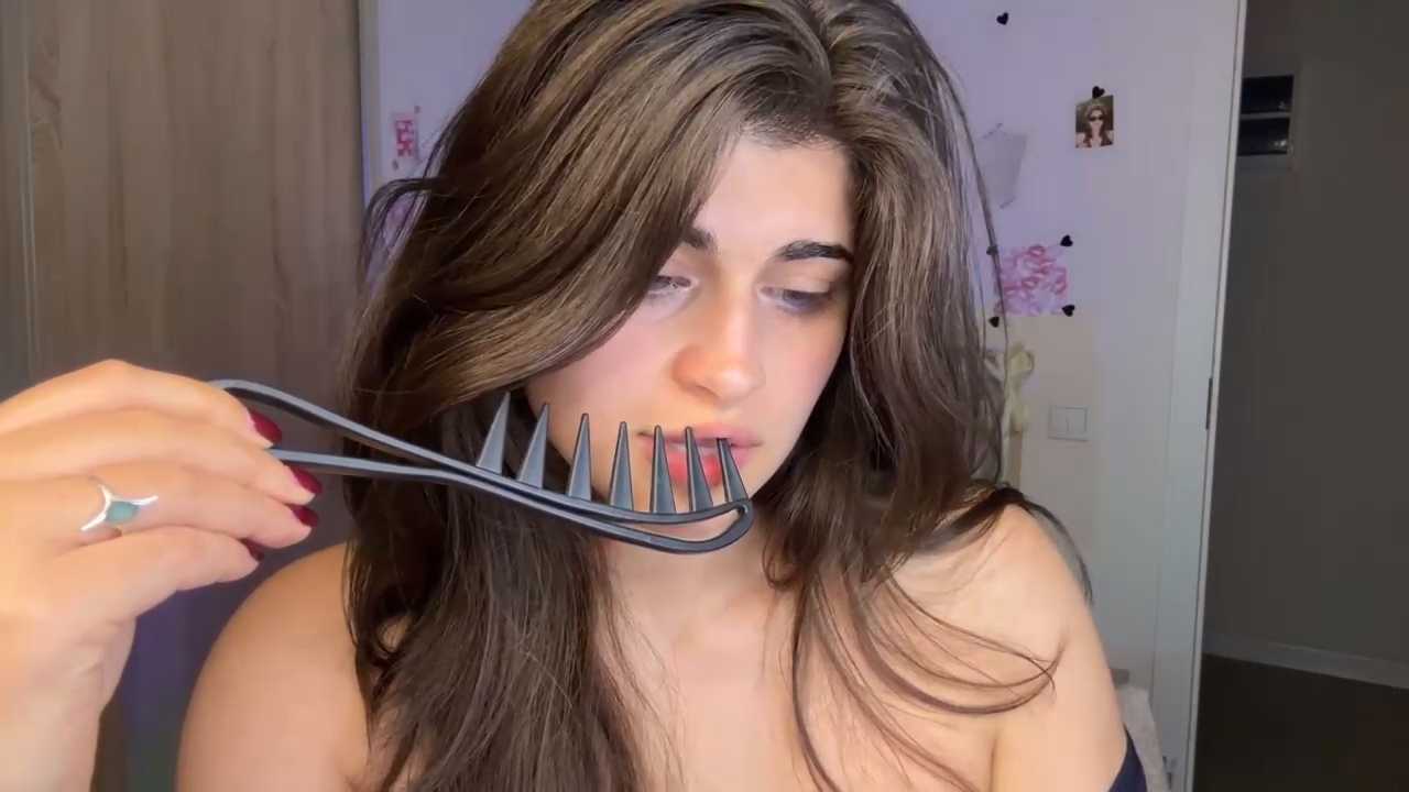 tease_dealer Stripchat recording – Oct 21, 2026