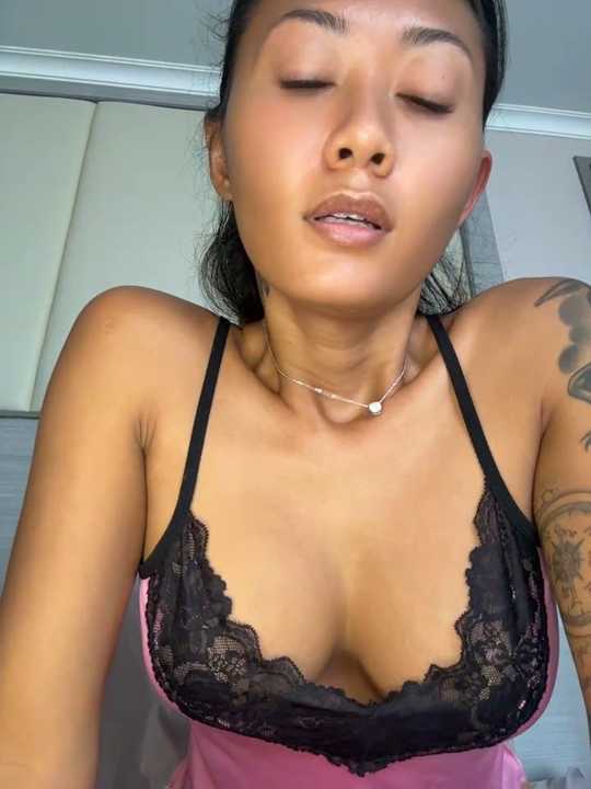 thai-dreamgirl Stripchat recording – Oct 26, 2026
