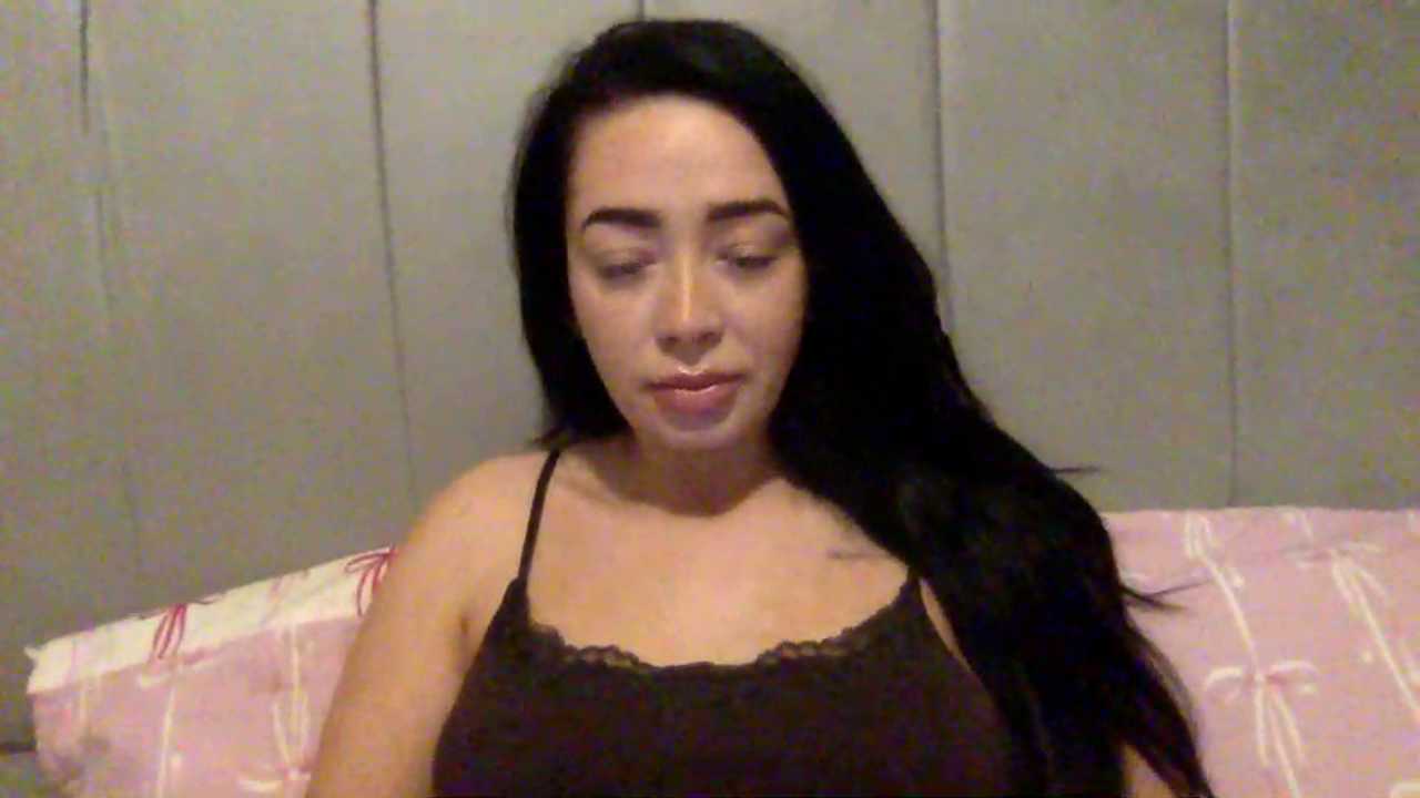 uk-Mia-monroe Stripchat recording – Oct 25, 2026