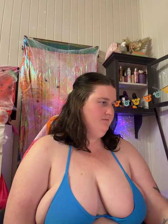 xopeachybaby cam recording