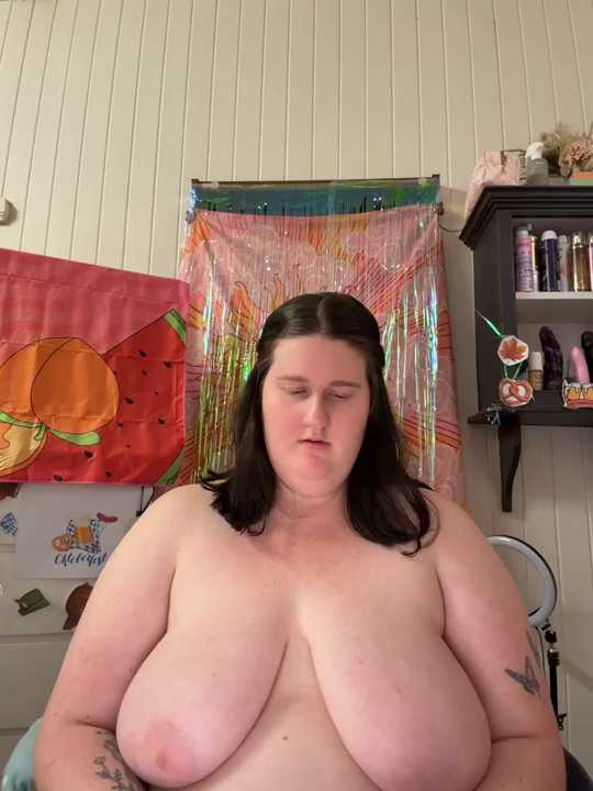 xopeachybaby cam recording