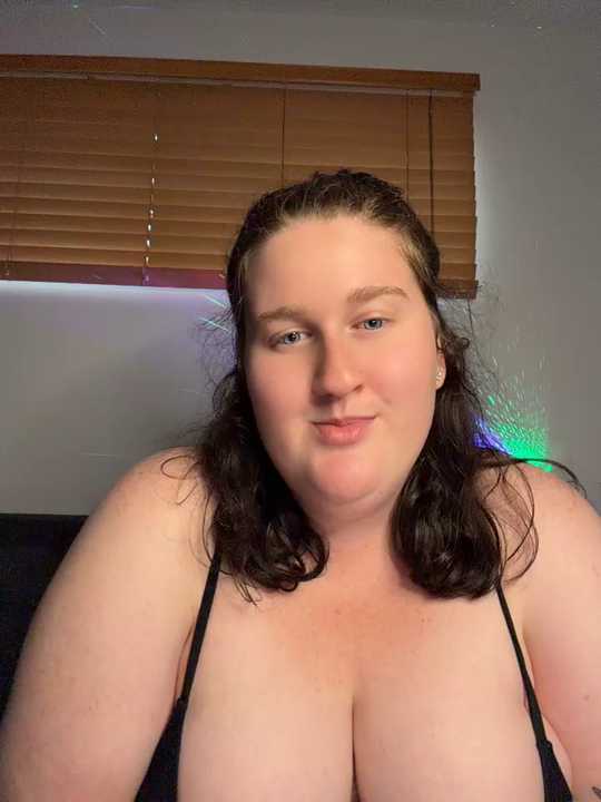 xopeachybaby cam recording