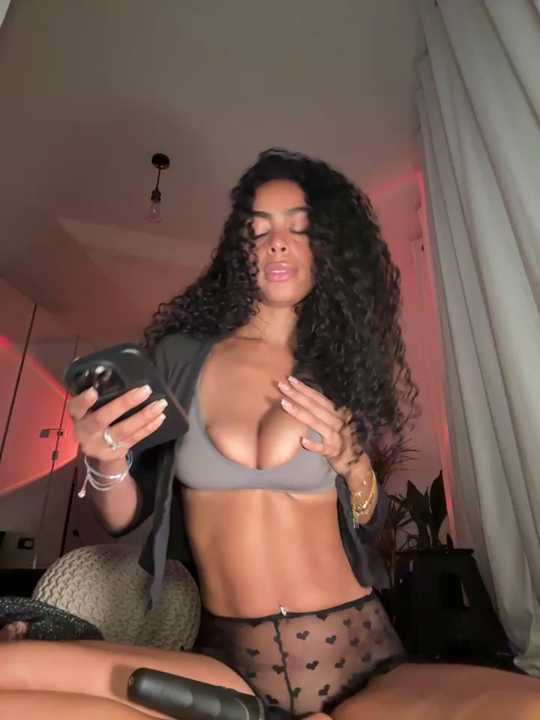 yasmingarcia Stripchat recording – Oct 23, 2026