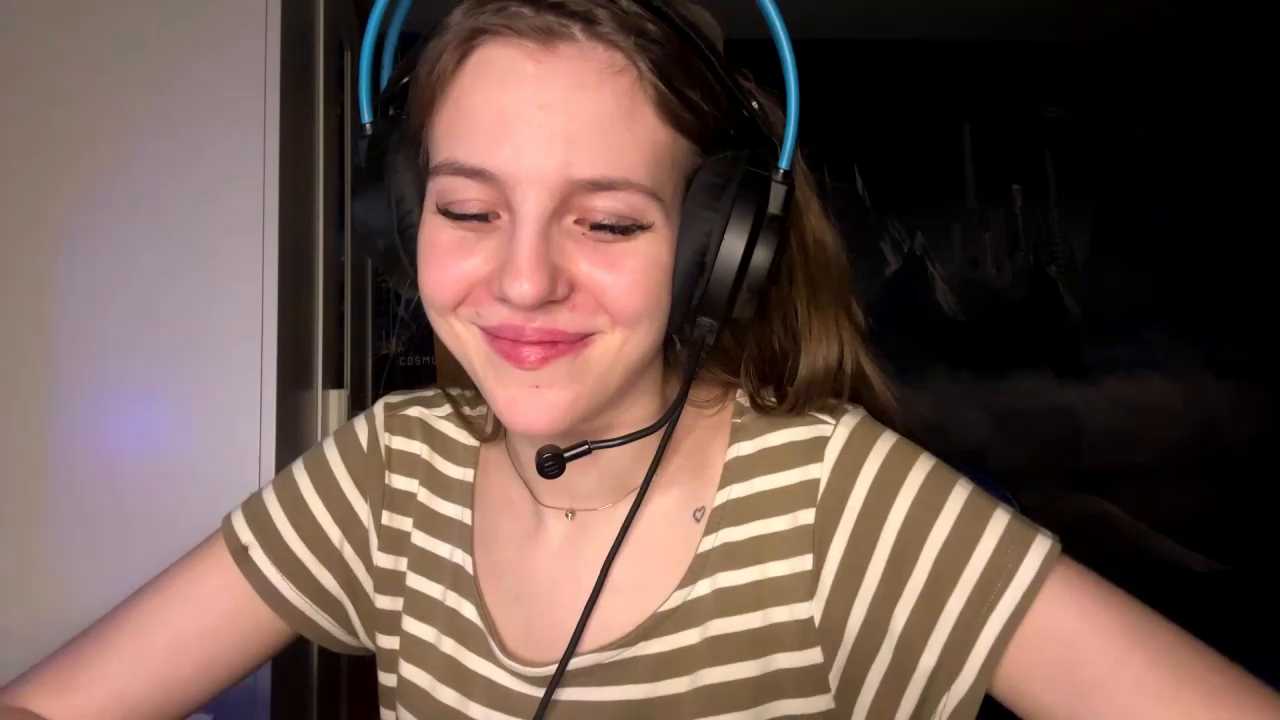 yourcutiearia cam recording