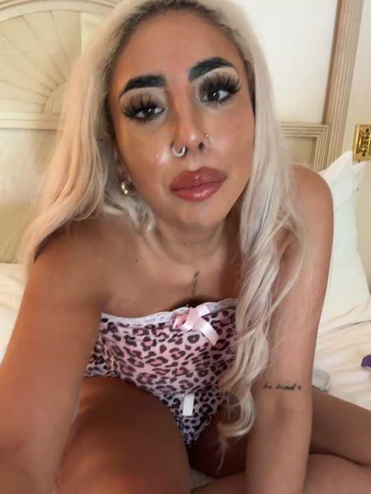 zara_bellexx Stripchat recording – Oct 25, 2026