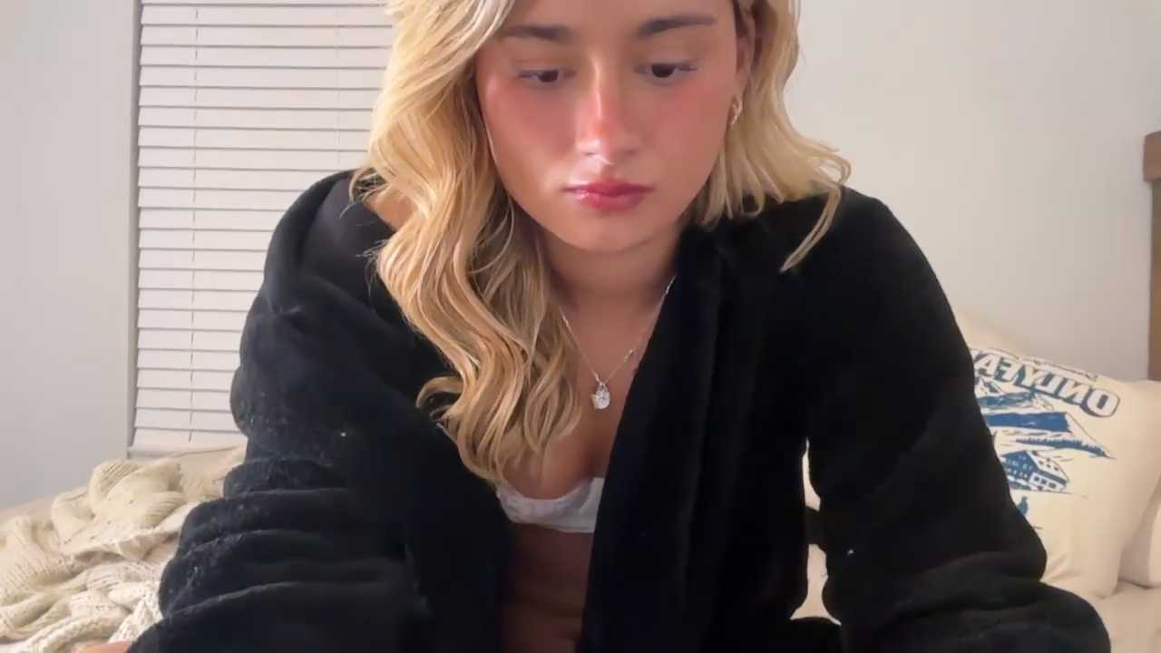 zoeycaldwellxo cam recording